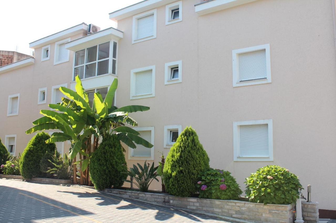 Sun Village Aparthotel Herceg Novi Exteriér fotografie